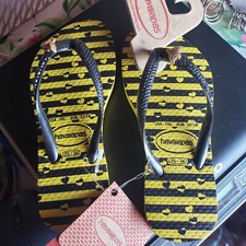 NWT- havaianas- Girl's Flip Flops- Citrus Yellow- Hearts Bumble Bee-Sze 10C