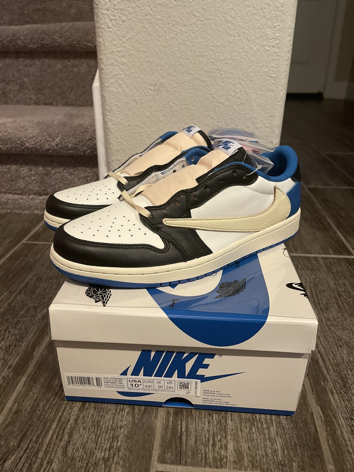Size 10 5 Air Jordan 1 Low Fragment Design X Travis Scott For Sale Online Ebay