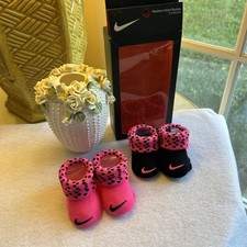 2 Pair Nike Baby Booties, Size 0-6 Months, Navy Black and Pink Gift Set