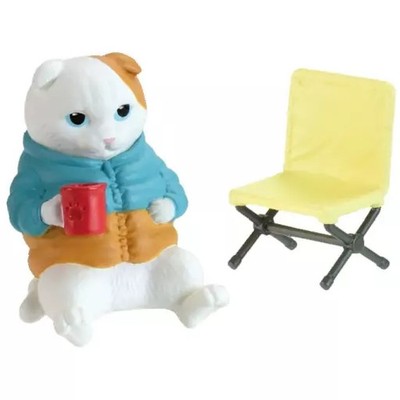 Scottish Fold Mini Figure and Chair Cat's Holiday Campfire Edition Collectible