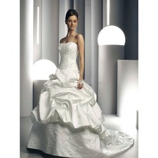 Da Vinci Bridal Wedding Dress T8221 Size 12