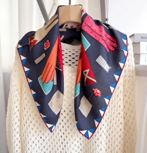 70% Cashmere 30% Silk Shawl Scarf Neckerchief lace Print Bandanna 26'' Wrap new
