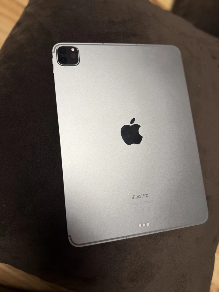 Apple iPad Pro 11-inch (4th generation) · 128GB · Cellular, Foto 1 von 5