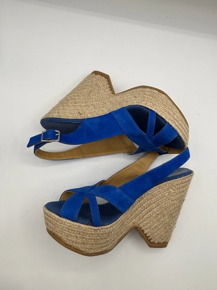 Sandalias Bettye Muller Azul Gamuza Plataforma Cuña Lona Eslinga Trasera Nuevas 37 España Foto 3 de 4