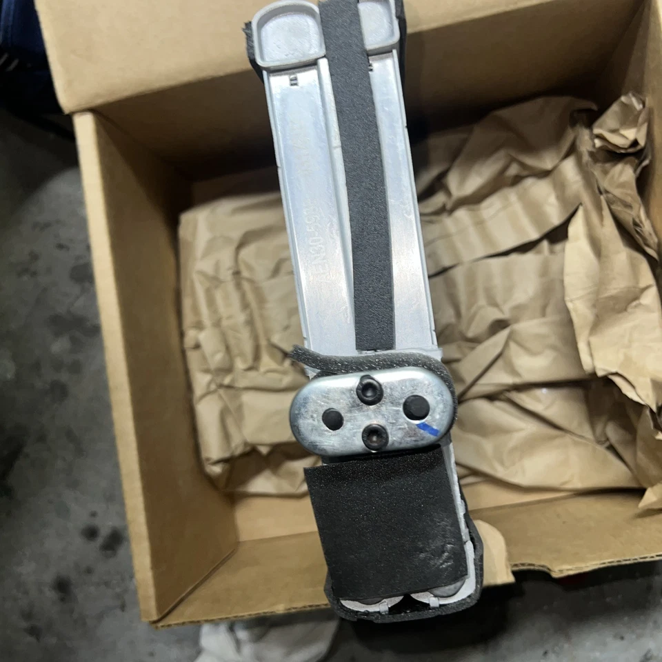 空调蒸发器芯 适合 2011 Ram 1500 1500,2500,3500 2500,3500,4500,5500 UNIVE — 第 2/4 张图片