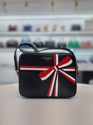 Tri-Color Ribbon Printed Cross Camera Bag Women Black One Size