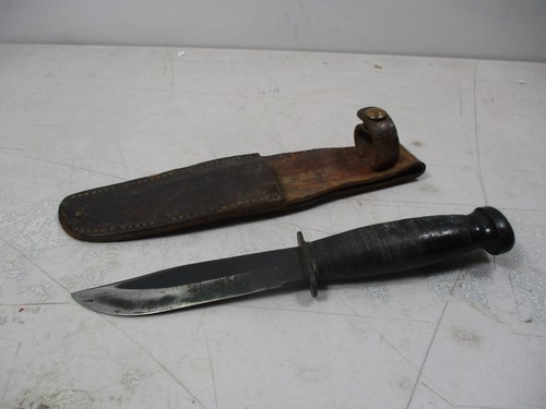 g194) Vtg Camillus NY USN US Navy Fighting Combat Military Hunting Knife Black