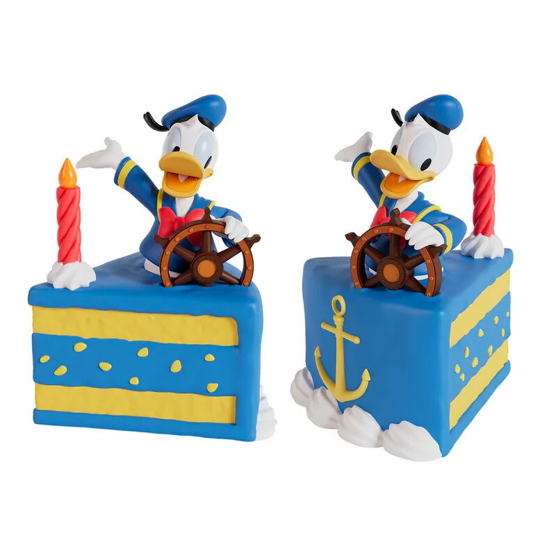 DONALD DUCK 90 SOAP surprise cake ドナルド Soap Studio Disney Donald Duck Surprise Cake Sliceables