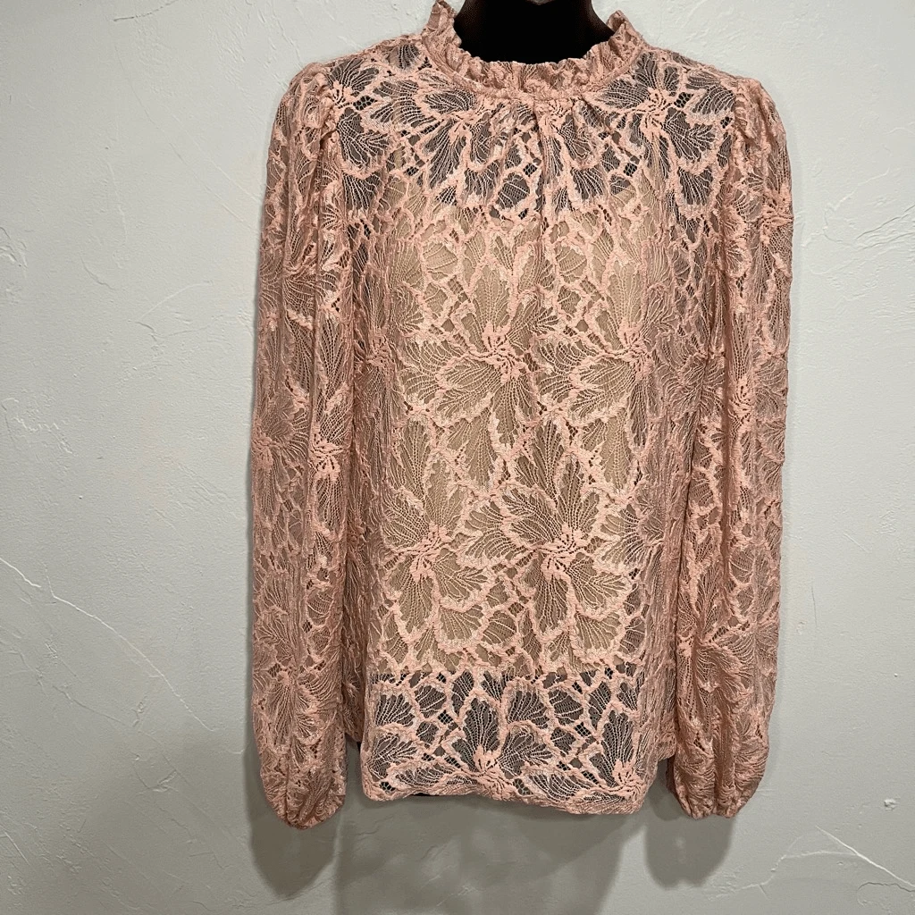 Wayf puff sleeve lace cheap top