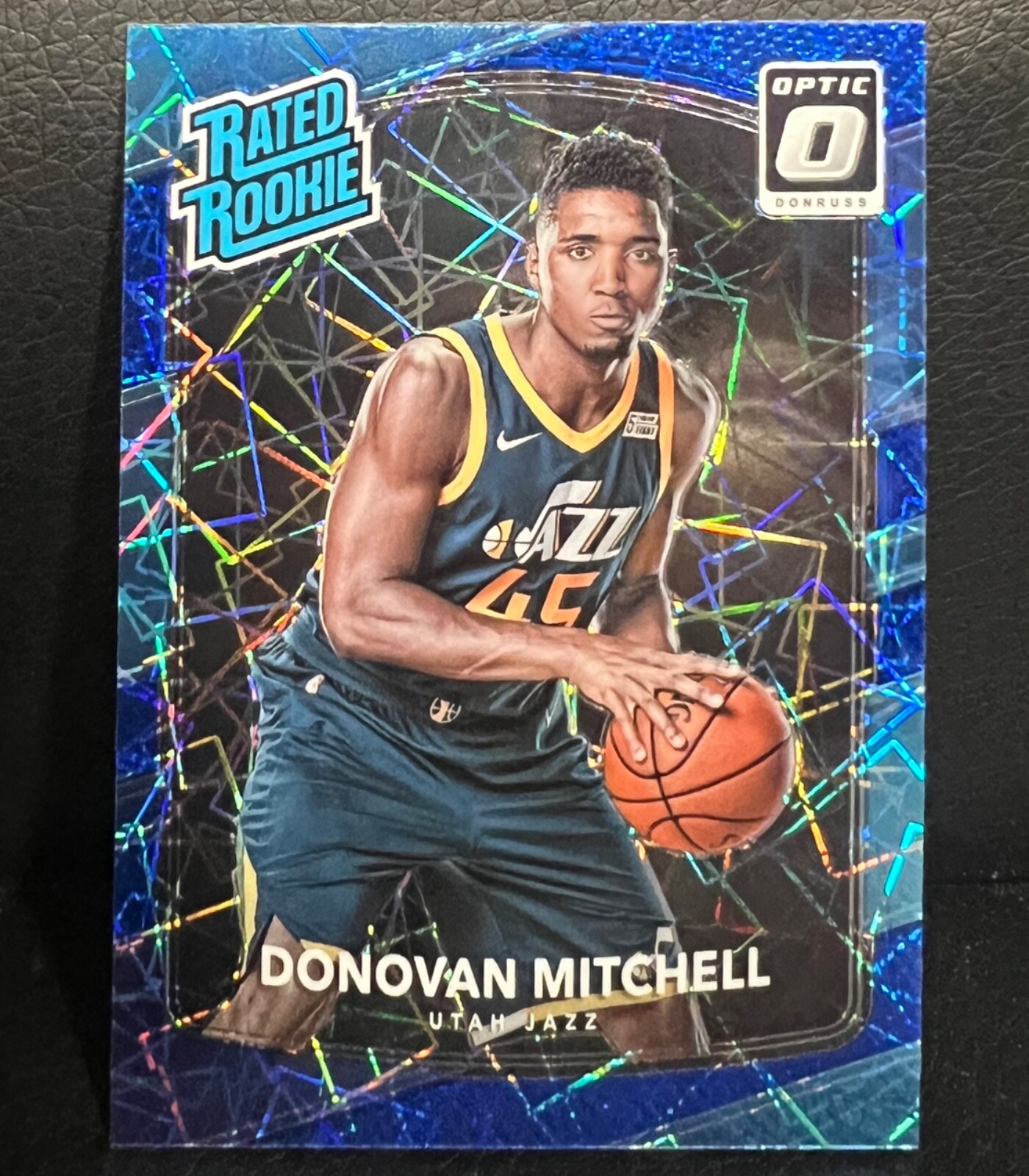 Donovan Mitchell 2017-18 Panini Donruss Optic Rated Rookie Blue Velocity Prizm