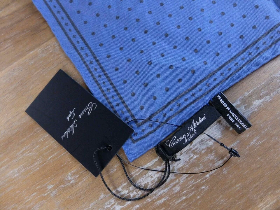 CESARE ATTOLINI Napoli Azul Lunares Estampado Seda Bolsillo Cuadrado Auténtico Nuevo Con Etiquetas Foto 2 de 4
