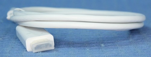 MAK Apple iPad 30 Pin To HDMI Adapter Cable (2 Meter) - White - Picture 3 of 4