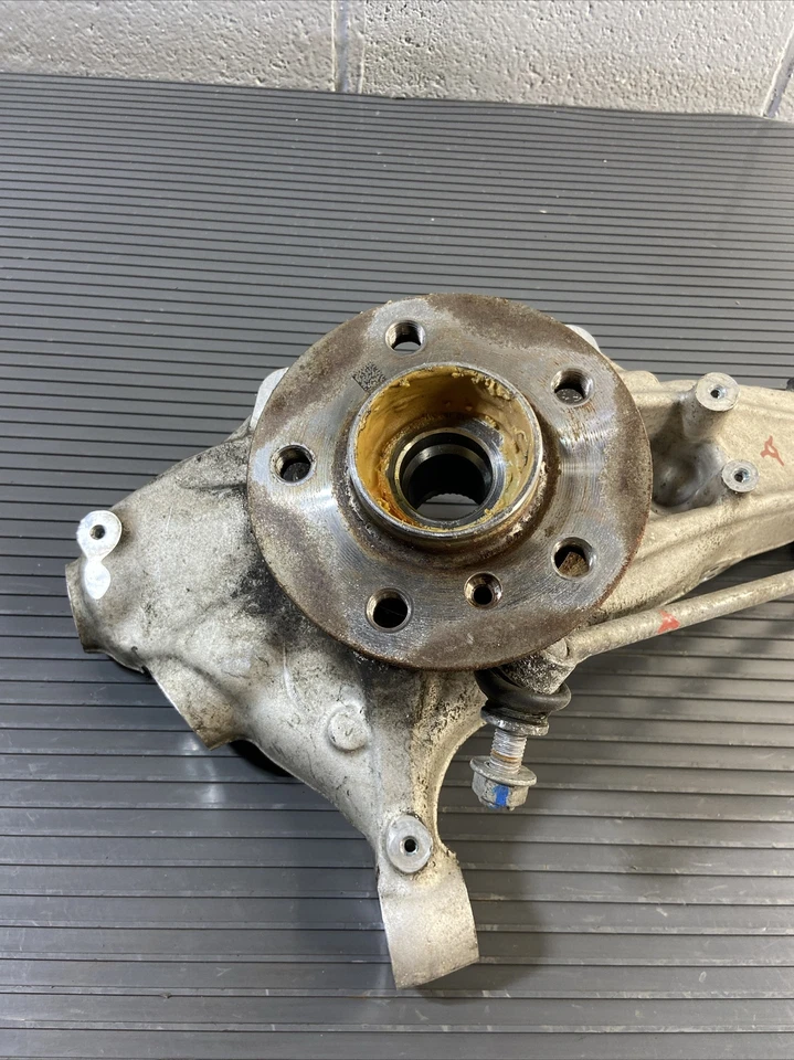 2019-2021 BMW X5 G05 Front Right Wheel Hub Spindle Axle Bearing OEM - Image 3 of 4