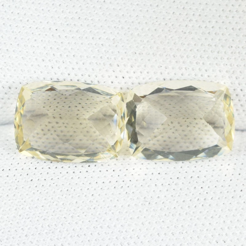 6.69 ct SPARKLING NATURAL YELLOW ANDESINE  LABRADORITE  Cushion Pair See Vdo DR - Image 2 of 3