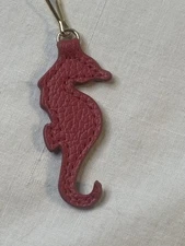 Estee Lauder Sea Horse Animal Key Chain Clip On Charm Bag Zip Pull Faux Leather