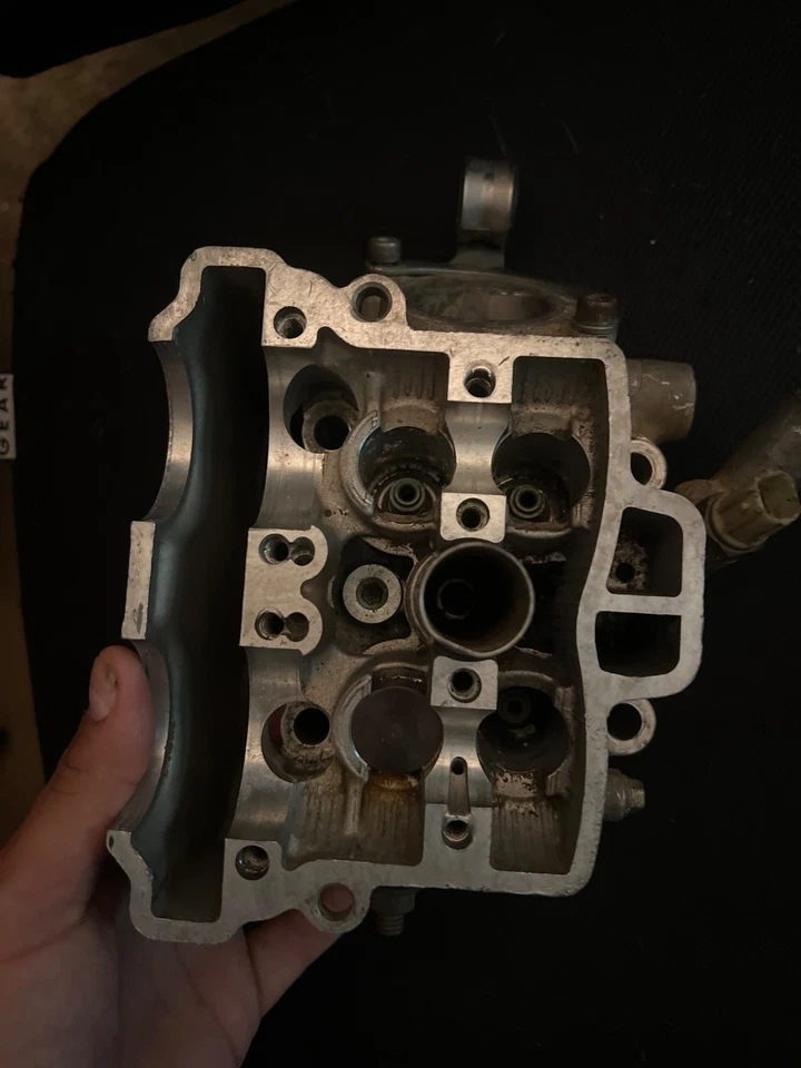 Cylinder Head Yamaha 2014-2018 Yamaha YZ250f 14 15 16 17 yz 250f 250 2014 2015 - Image 2 of 2