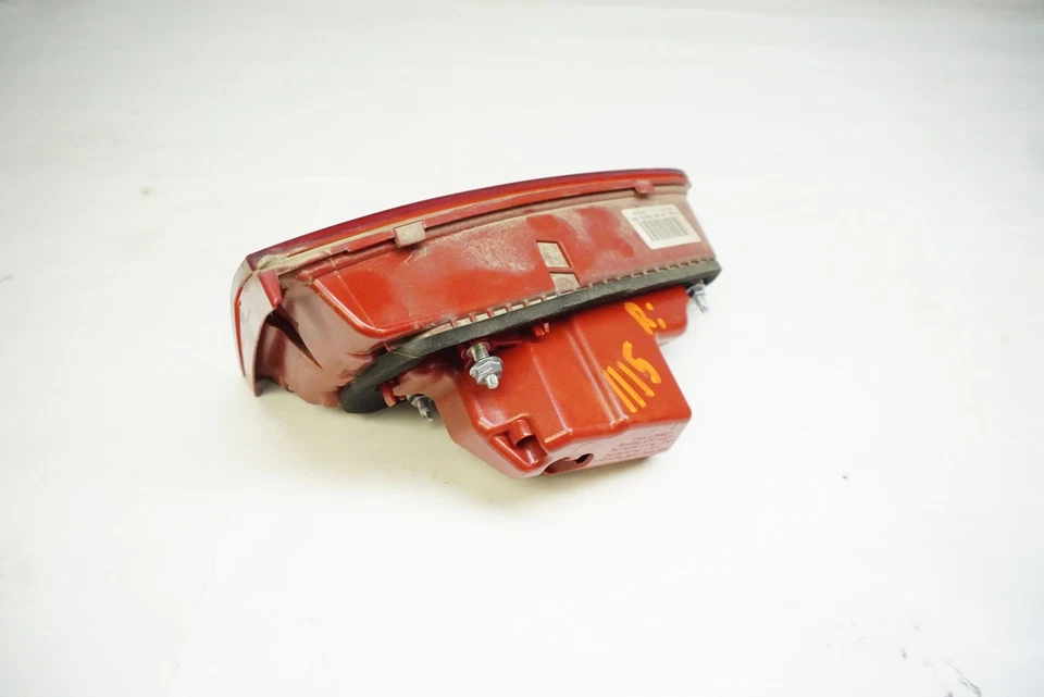 2013-2016 AUDI S4 RIGHT LED TRUNK BRAKE LIGHT LAMP 8K5945094AD - Image 2 of 4