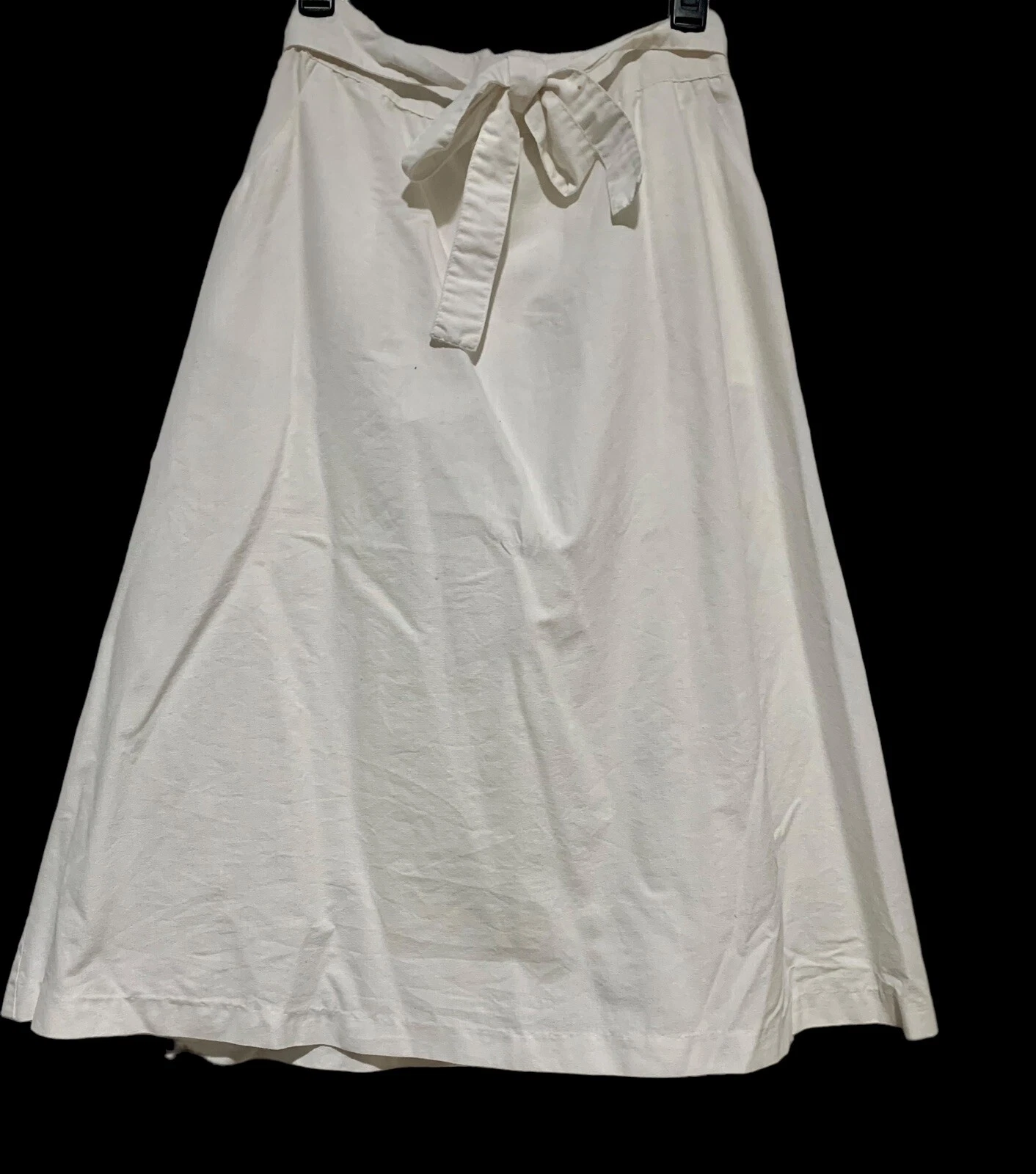 80s 90s White Knee Aline White Wrap Skirt Shellys Tall American Beauty Pockets