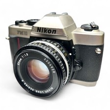 Nikon FM10 35mm SLR Film Camera WITH 50MM 1:1.8 LENS