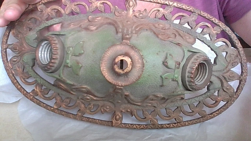 Gorgeous Vtg 30's Ornate Gilt/Green Art Deco Light Fixture 13"x7" Orig Leviton - Image 4 of 4