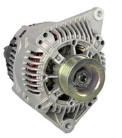 Lichtmaschine Neu 14V 110A OE Nr. A13VI210 FüR -- Renault