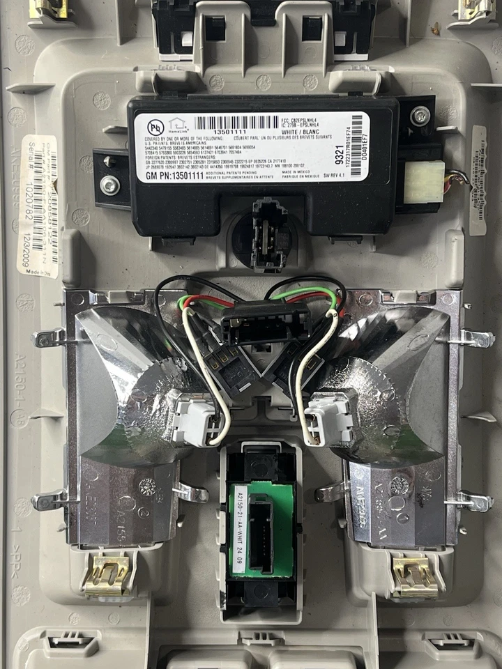 10-16 Cadillac SRX Luz Domo Lámpara Lente Techo Superior Consola Bisel 20858122 OEM Foto 3 de 4