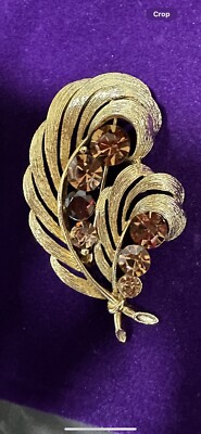 Vintage Brosche LISNER 60er Jahre Champagner & rote Kristall Blätter goldfarben Schmuck