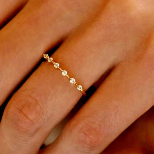 Real Moissanite 1Ct Round Cut Women's Wedding Band Ring 14K Yellow Gold Plated - Picture 1 of 7