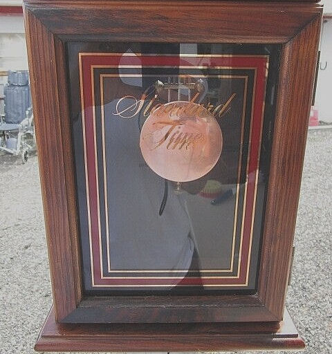 HANGING OCTAGON ETHAN ALLEN QUARTZ CHIME PENDULUM WALL CLOCK