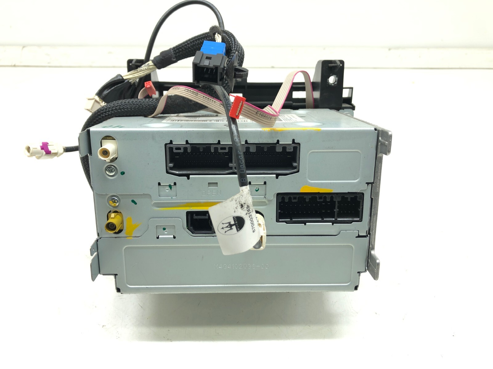 2014-2016 MASERATI GHIBLI RADIO STEREO CD PLAYER OEM.