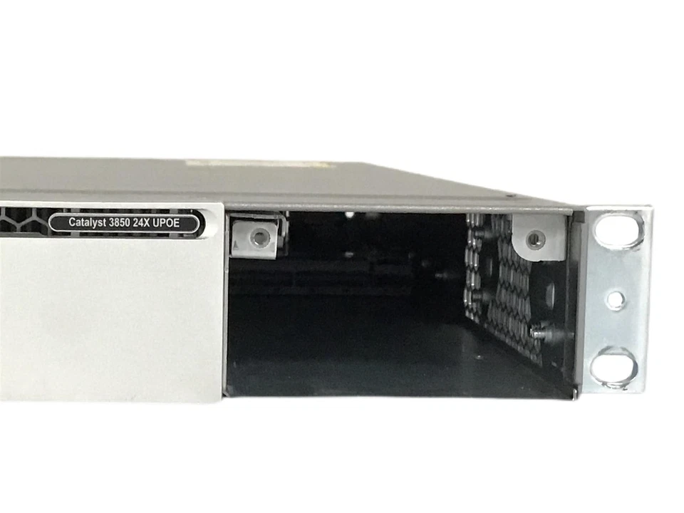 Interruptor base IP UPOE DEFECTUOSO 24 puertos 10 GB RJ45 Cisco WSC385024XUS DEFECTUOSO G3D Foto 4 de 4