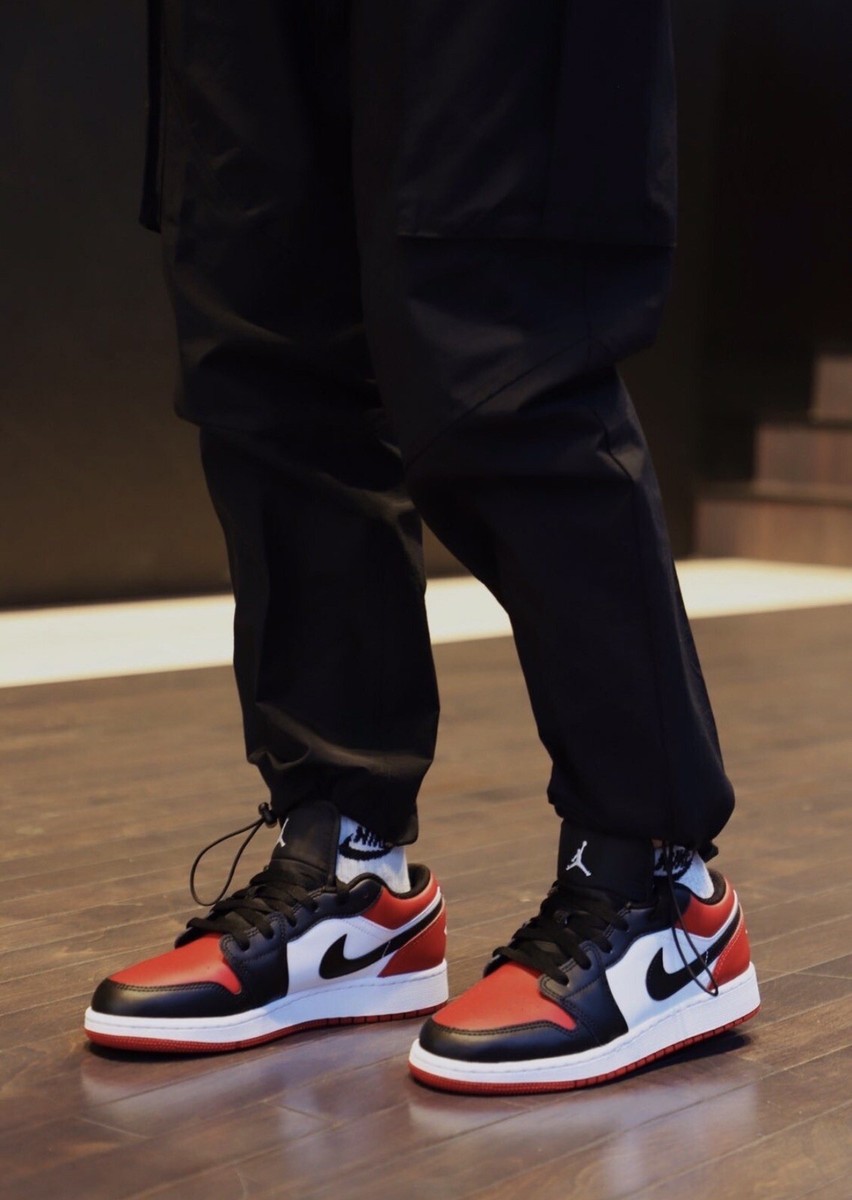靴 Nike Air Jordan 1 Low Bred Toe 26.5 NIKE AIR JORDAN 1 RETRO LOW BRED TOE price $97.50