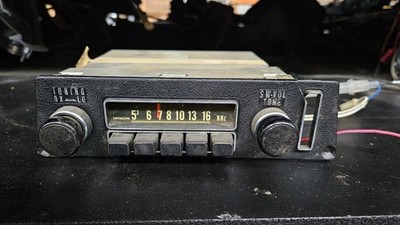 Rare Datsun 240z 260z Hitachi AM Radio TM-1081ZB 1970 1971 1972
