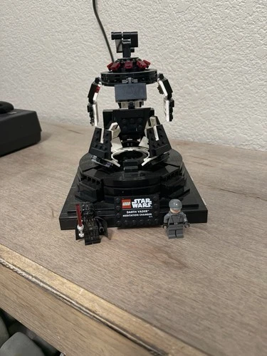 LEGO Star Wars Darth Vader Meditation Chamber (75296) - Complete with Minifigure