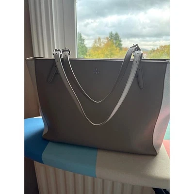 Tory Burch gray handbag - Image 1 of 4