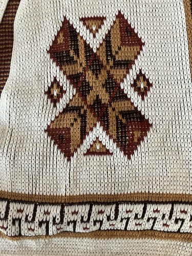 Sturbridge Vintage 70's Poncho Knit Native American Aztec Pyramid Metal Button - Picture 6 of 10