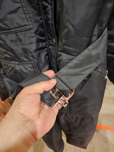 Vintage Raven Ind. Snow Suit - Picture 4 of 6