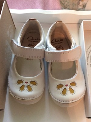 clarks size 5 toddler