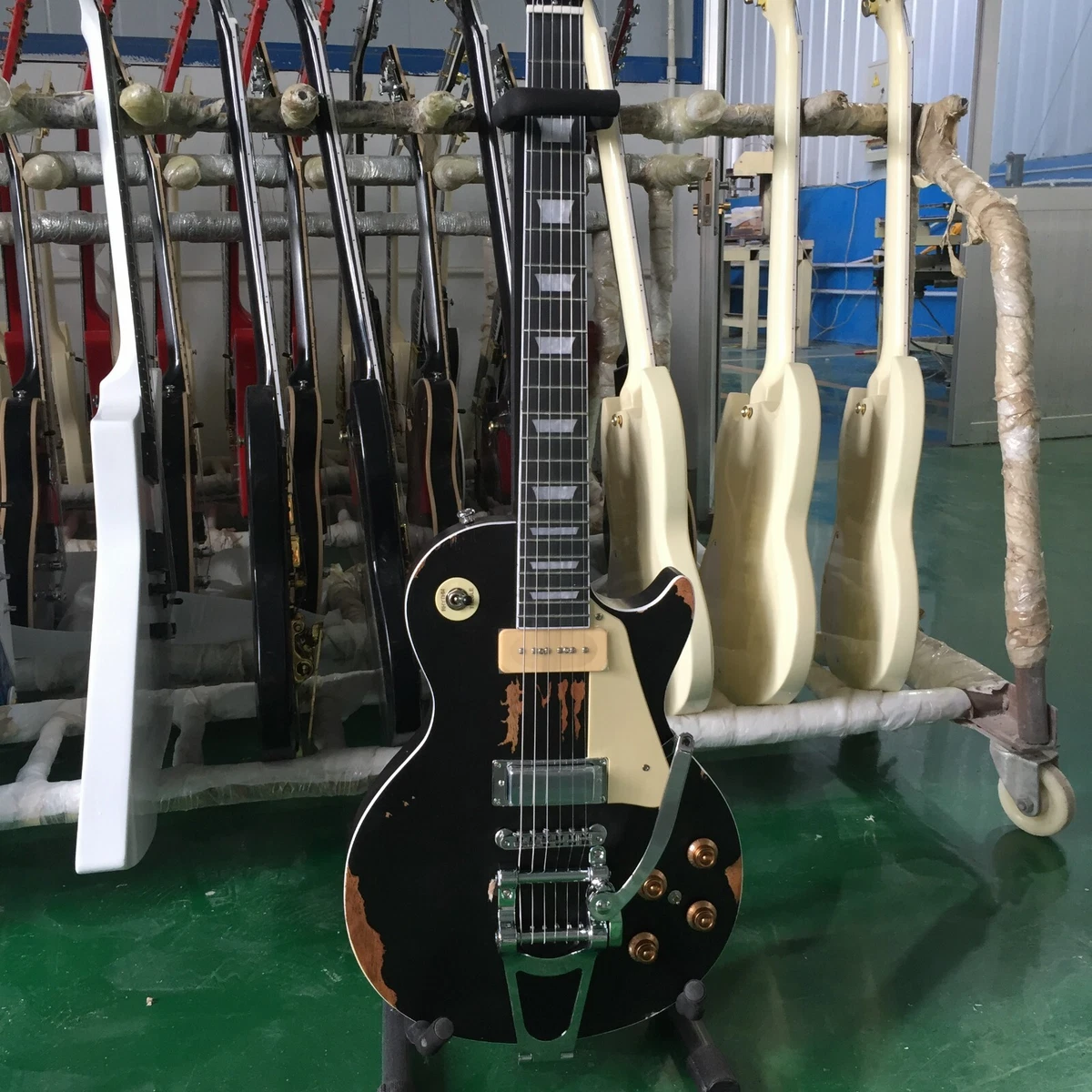 Neil young black guitar deals
