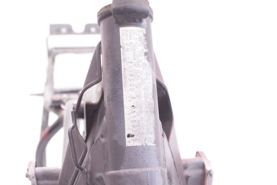 81-83 YAMAHA XJ550 MARCO OEM CHASSI BOS SOLAMENTE Foto 2 de 4