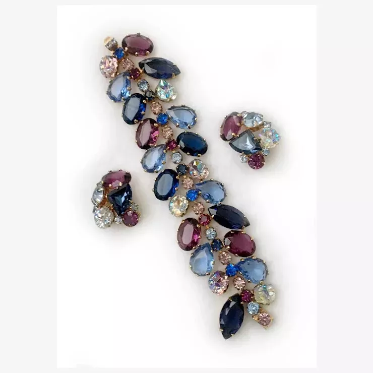 DIOR (non signé) moulé et multicolore & A.B. Bracelet et boucles d'oreilles en cristal
