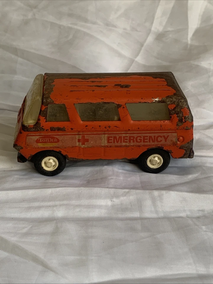 Vintage TONKA Emergency Van Ambulance 5” Orange - Image 2 of 4