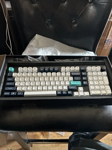 Keychron Q5 Max Swappable RGB Backlight Red Switch Knob Version