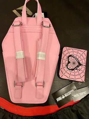 Monster High Draculaura Pink Coffin Mini Backpack and Wallet  display picture 3
