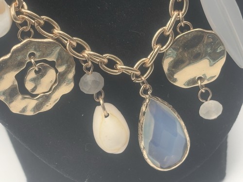 Gold Tone Charm Necklace Simulated Opalite Shell Stones Adjustable 23 Inches - Picture 3 of 7