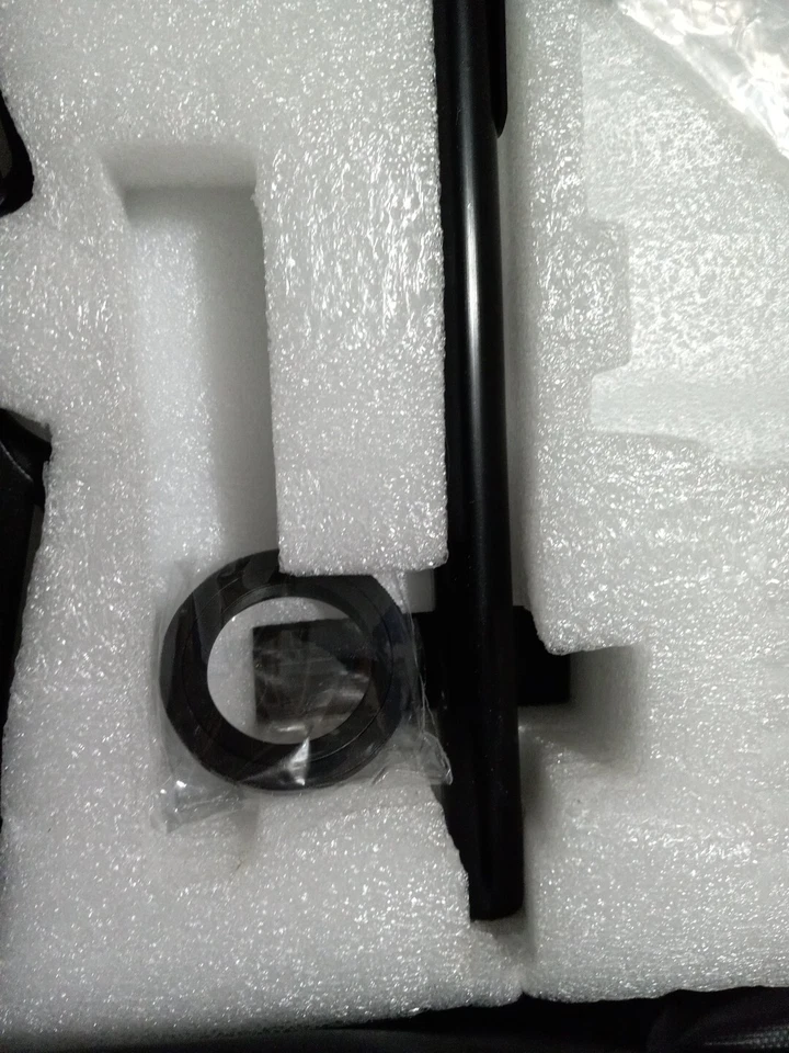 Estabilizador y estuche para cámara de video digital Glide Gear DNA 5050 no completo  Foto 4 de 4