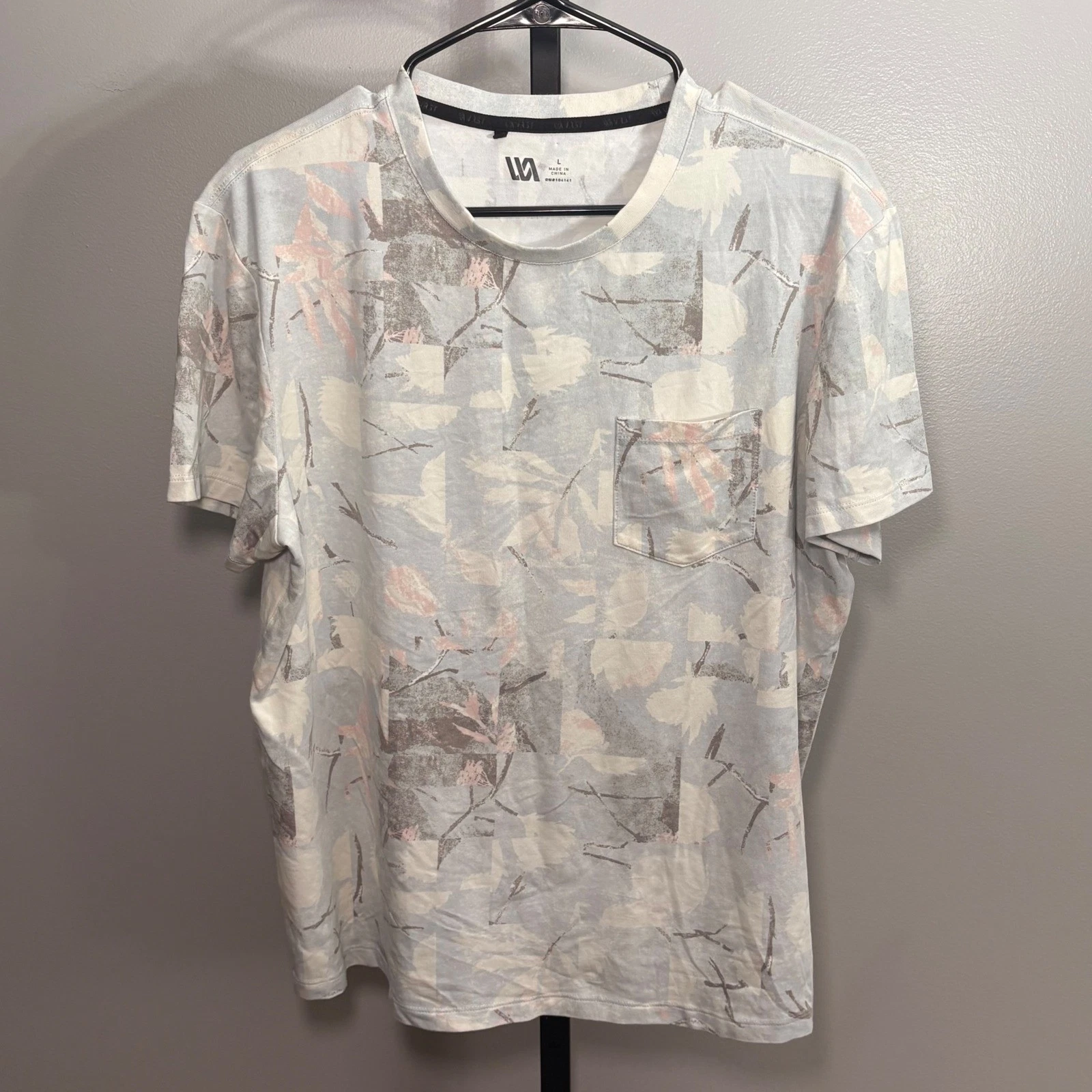 VRST Mens Large Floral Abstract Pocket T-Shirt Grey Pink Short Sleeve Crewneck