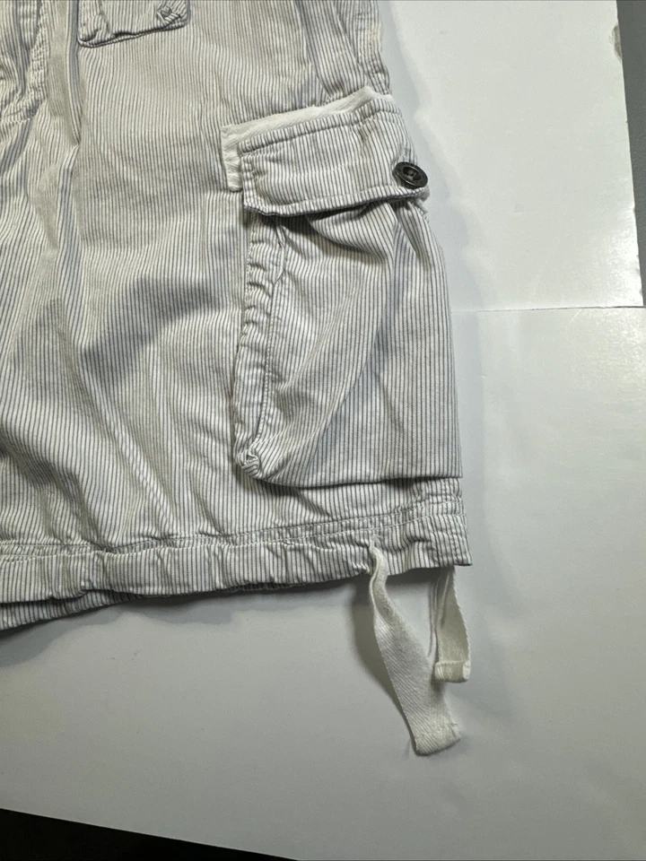 Pantalones Cortos de Carga Ecko Unltd Para Hombres Calce Regular Frente Plano Blanco Talla-34 #0309 Foto 3 de 4