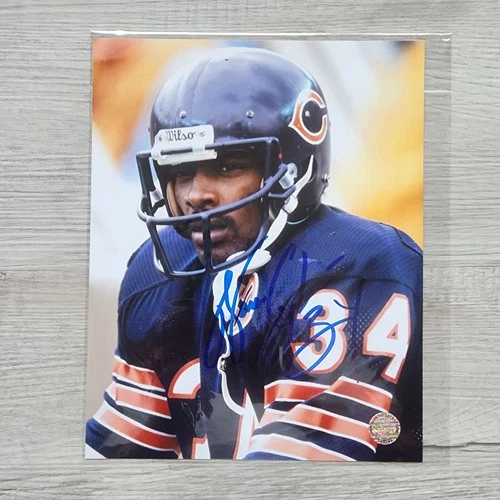 Walter Payton Autograph “BEARS” Signed 8x10 Photo.HOF. With COA