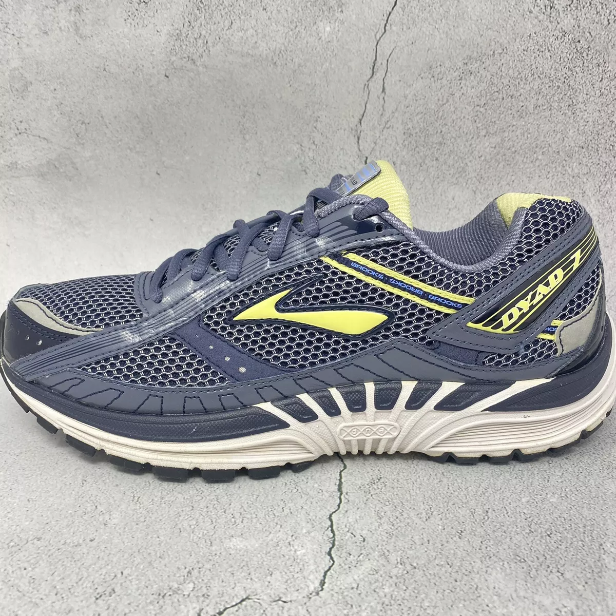 Brooks Dyad 7 Womens Gray Running Walking Shoes Sneakers Sz 10 M (B)  1201151 | eBay